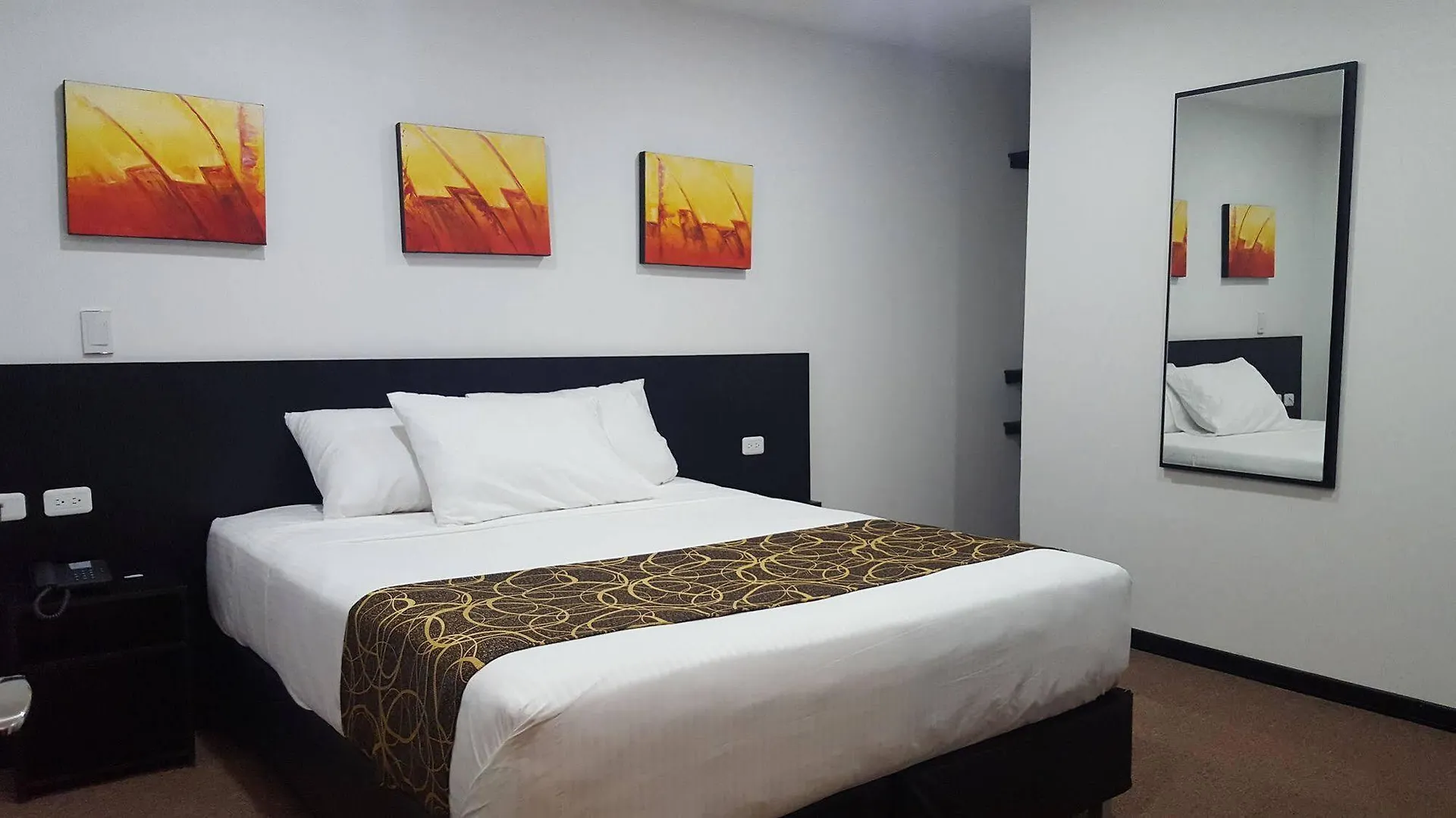 Hotel Ayenda 1063 Golden Bogotá